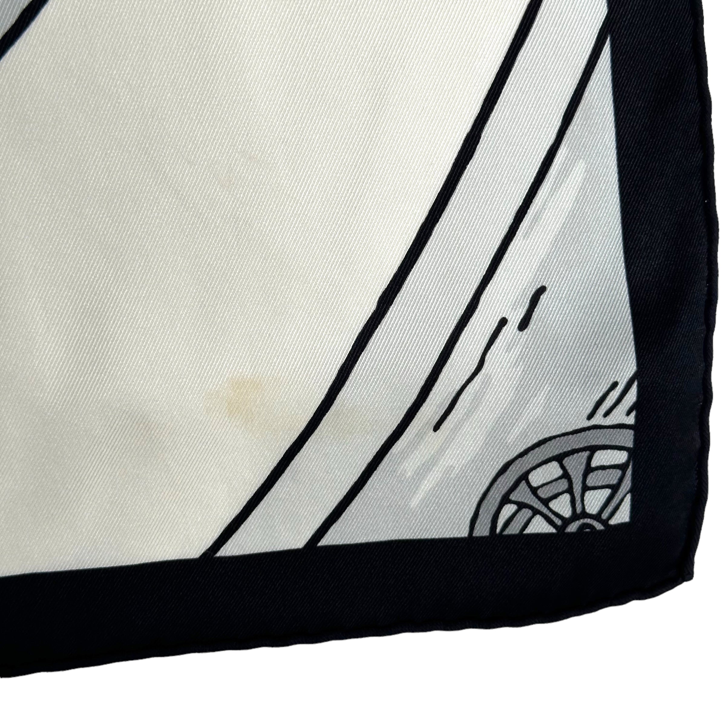 Omnibus game - Hermès Square Scarf 70 cm - Black and white