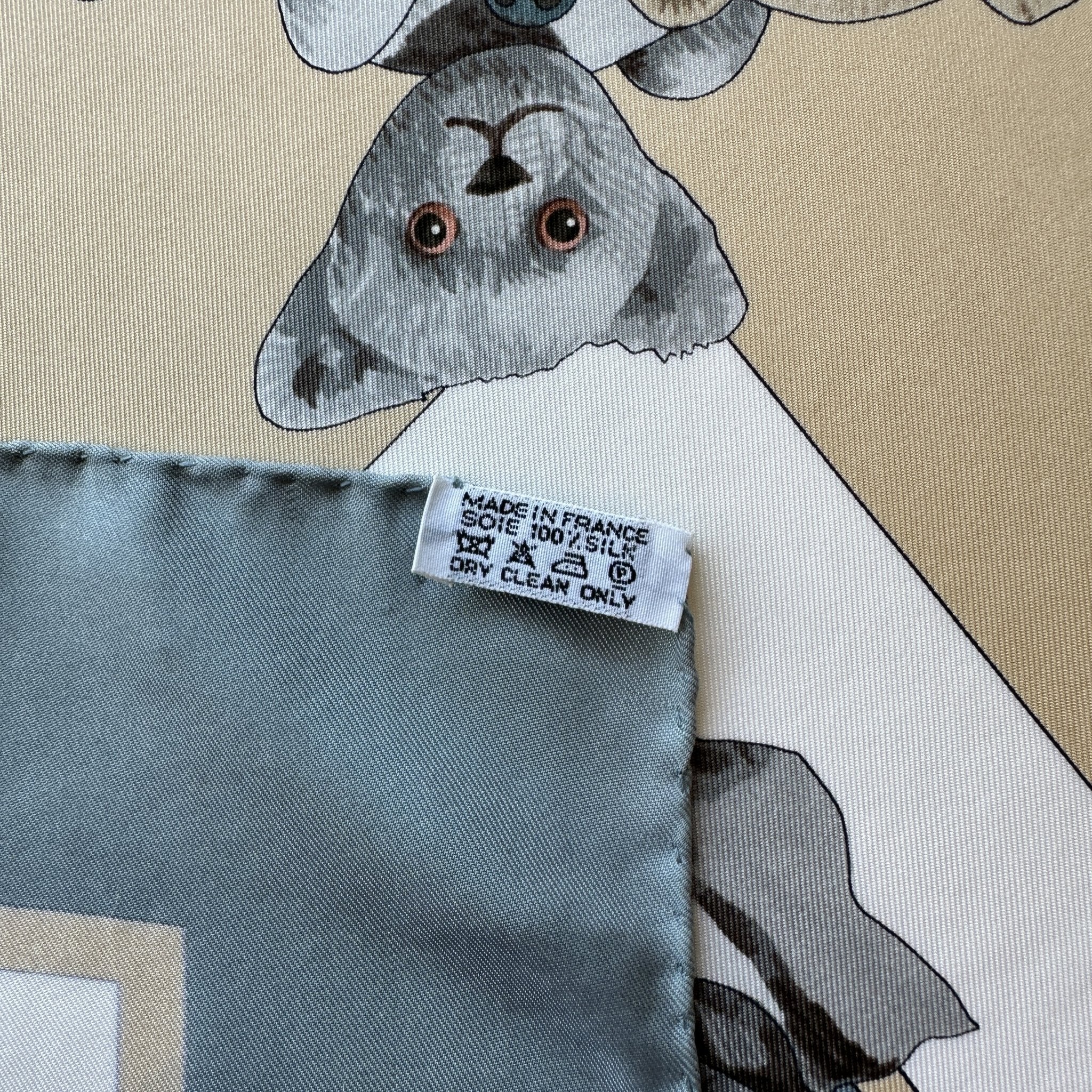 Confidants of Hearts - HERMES SCARF 90 CM