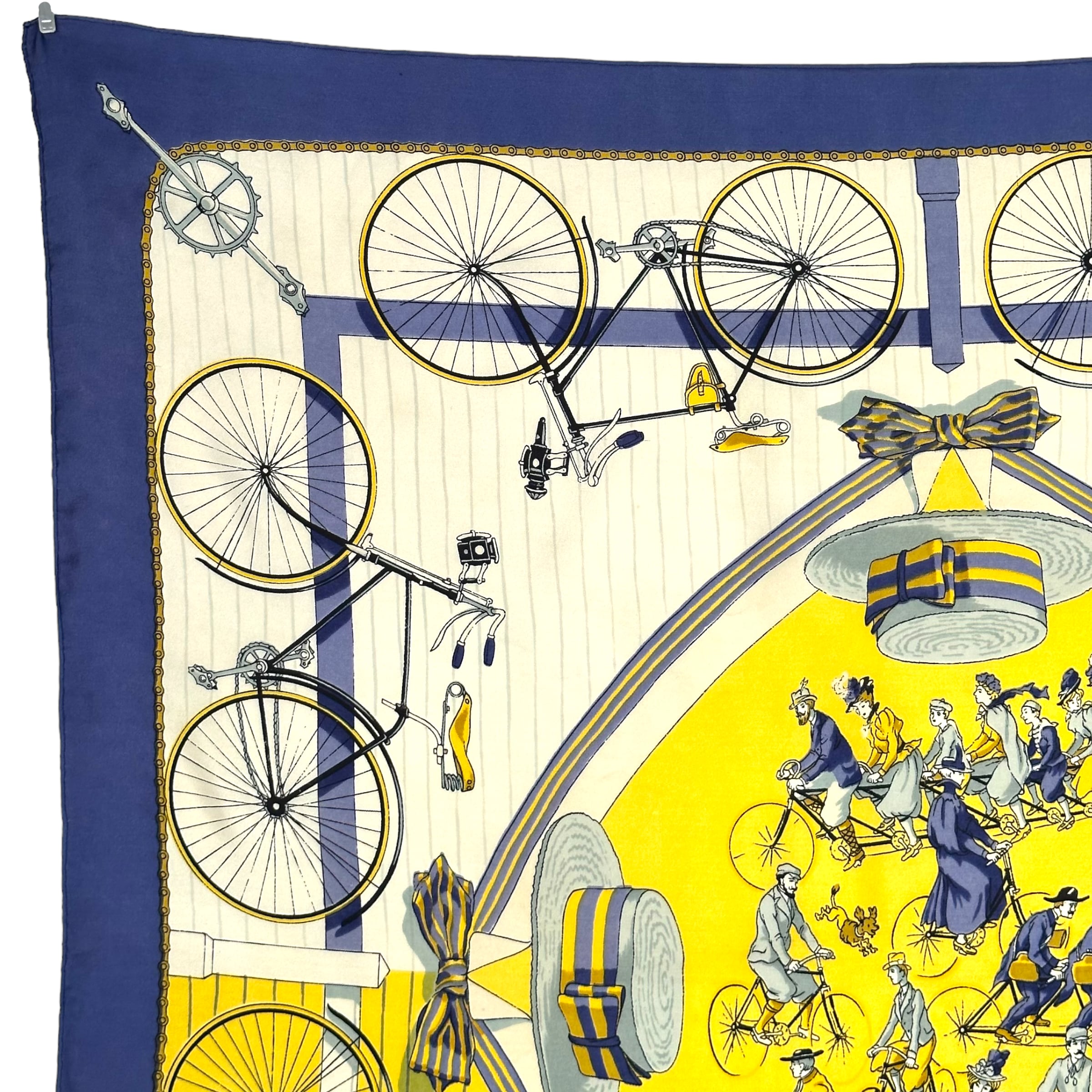 foulard-hermes-les-becanes-bord-superieur-gauche