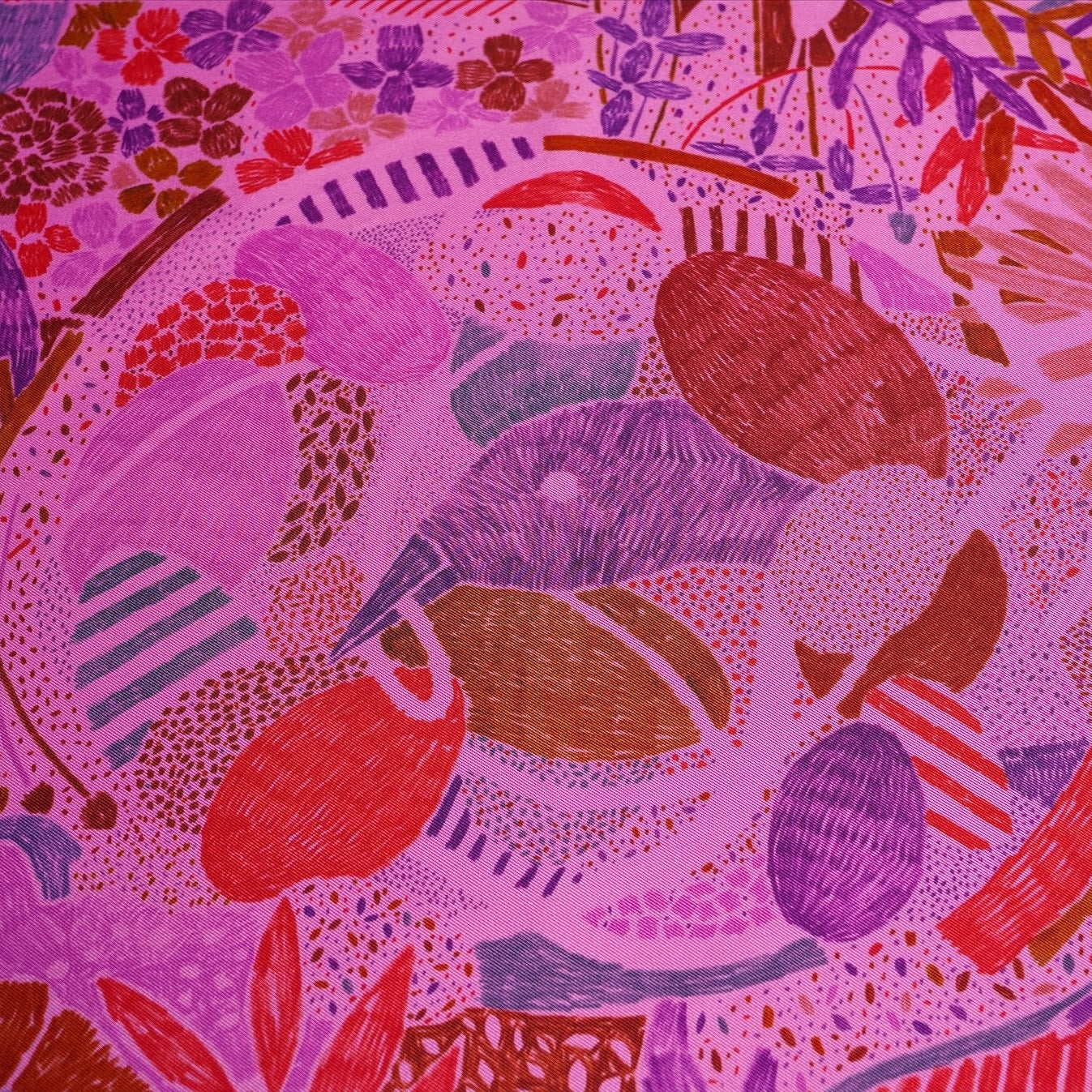 Carré Hermès 90 cm – Chacun fait son nid – Nigel Peake (2016) – Fuchsia