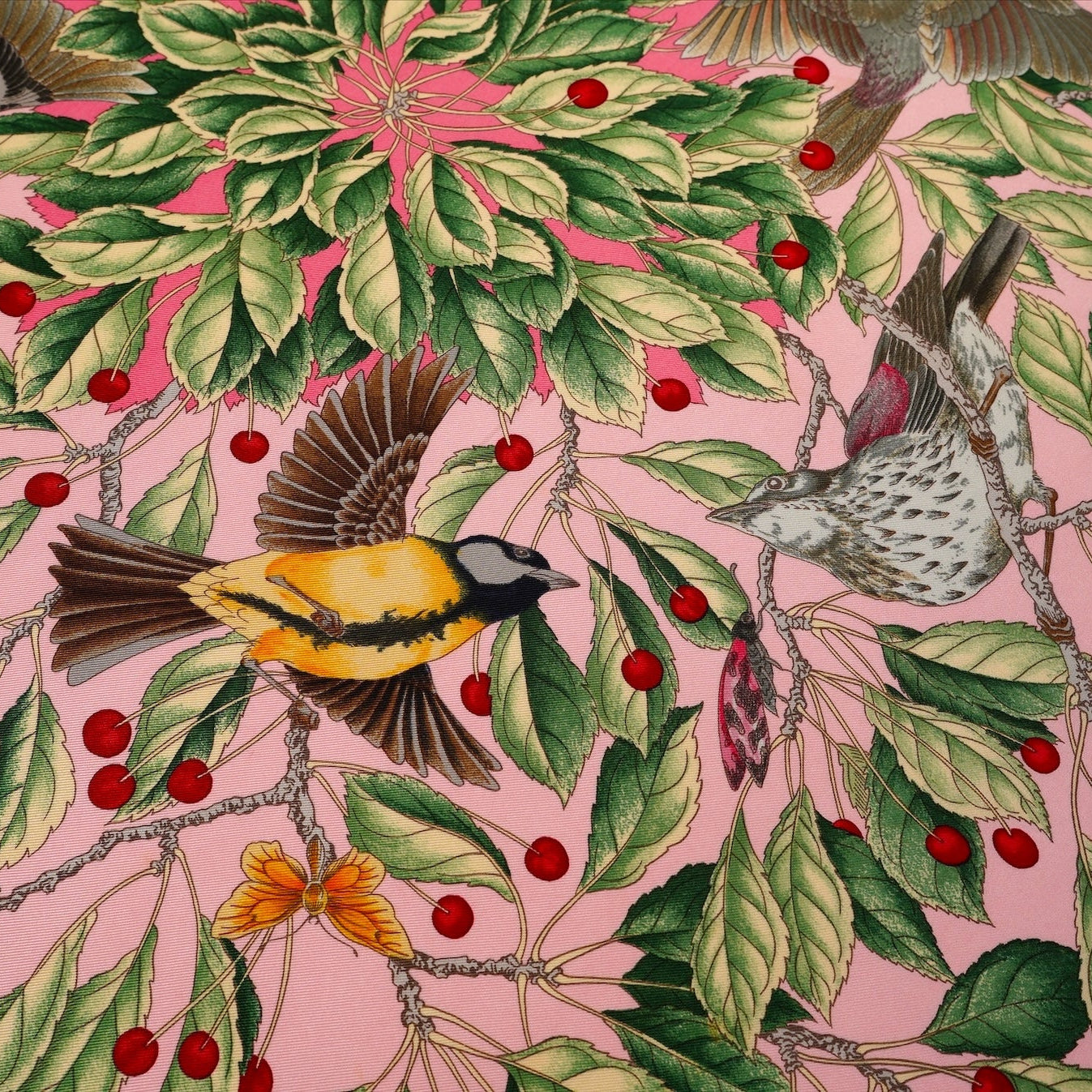 Carré Hermès 90 cm – Les Merises – Antoine de Jacquelot (1993)